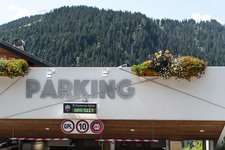© Parking souterrain de l'église - L.Meyer - Châtel