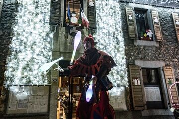 © Spectacle de rue - L.Meyer- Châtel