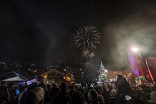 © Feu d'artifice - L.Meyer- Châtel