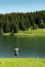 © Pêche au Lac de la Mouille - L.Meyer - Châtel