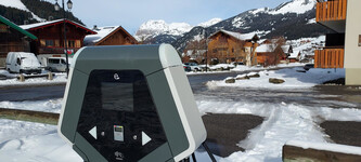 © Borne de rechargement véhicules électriques - Mairie de Châtel