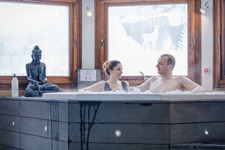 © Bains à remous- Hôtel Fleur de Neige - S.Cochard