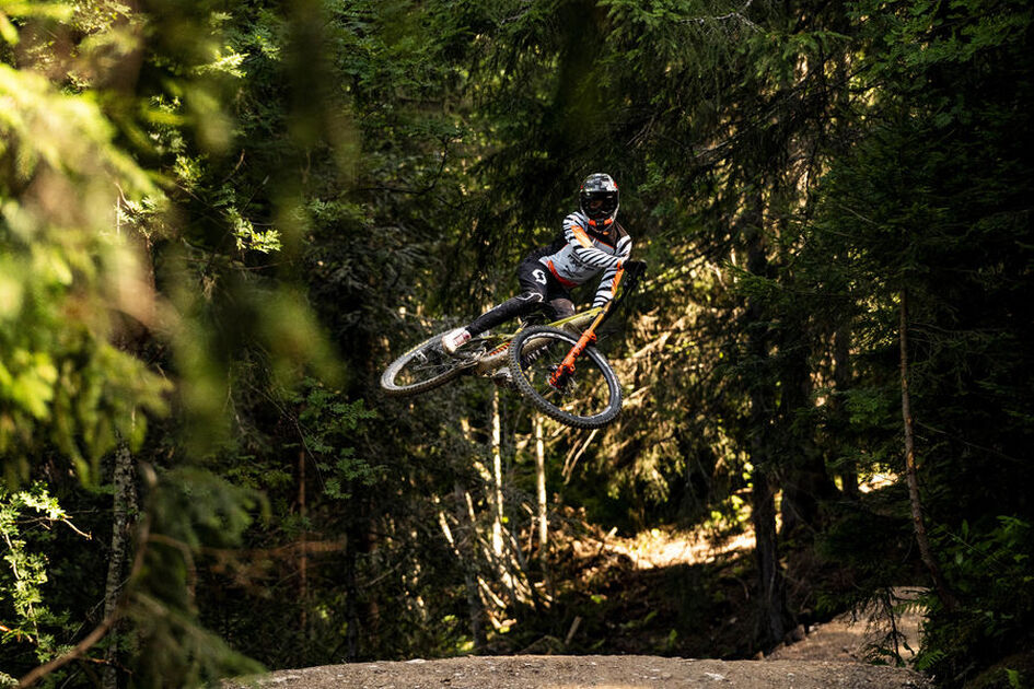 © Piste VTT la Zougouloukata - L.Meyer -  Châtel