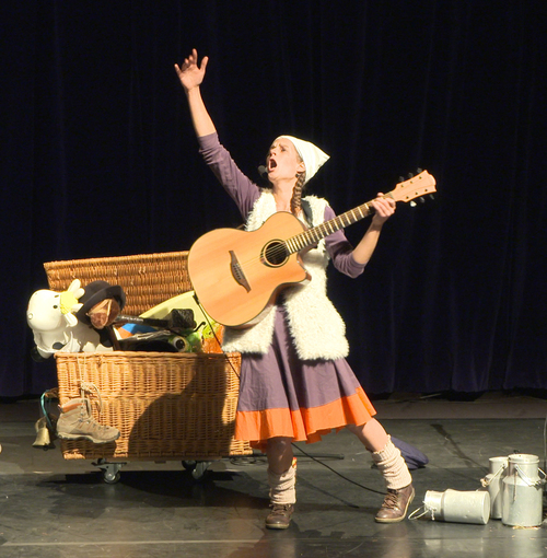 Kindershow "Oeps, Ninon is weer bezig !". (FR)