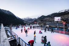 © Patinoire de Châtel - L.Meyer - Châtel