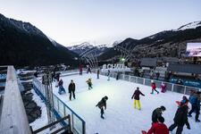 © Patinoire de Châtel - L.Meyer - Châtel
