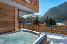 © Bains à remous 5 pièces - Quintessence B303 - Bo Immobilier