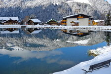 © Lac de Vonnes à Châtel - JF VUARAND
