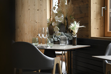 © Petite table carrée - Restaurant Fleur de Neige - Anthony Cottarel