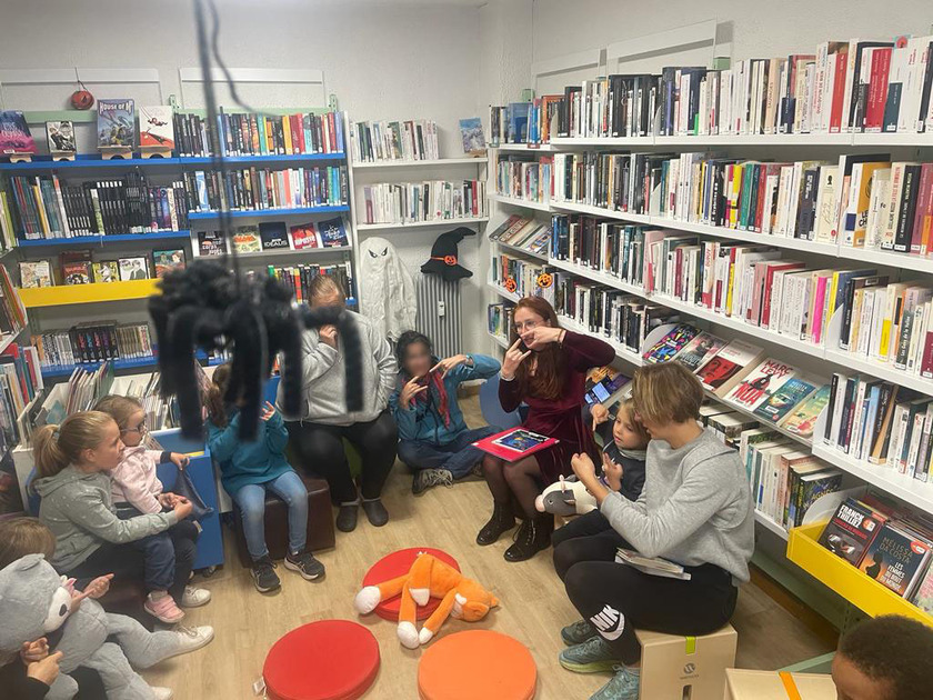 © Instant lecture - Mairie de Châtel