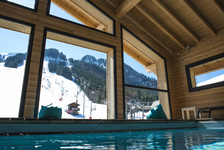 © Piscine - Hôtel Le Schuss