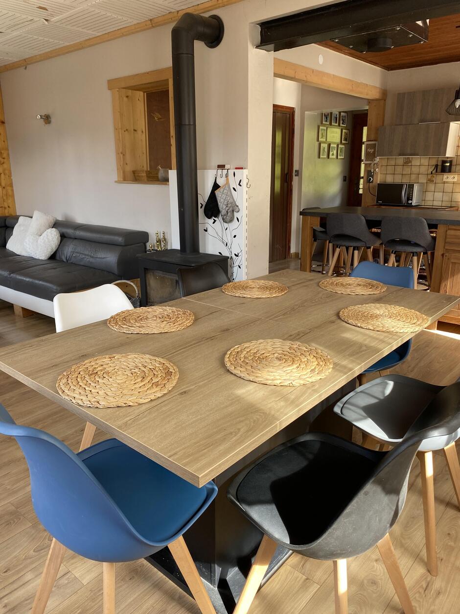 © 4-kamerapp. - Le Verdoyant_Châtel - Armande Grillet Munier