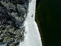 © Lake of la Mouille_Châtel - L.Meyer-Châtel