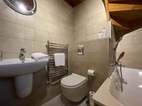 © Chalet Chocolat_Châtel - Peter Hobson