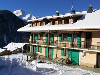 © 3 pièces - La Rose des Vents - Grillet Aubert Florent
