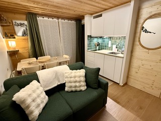 © 2 pièces - Perce Neige_Châtel - C.Madignier