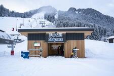 © Linga lift ticket offices - L.Meyer-Châtel