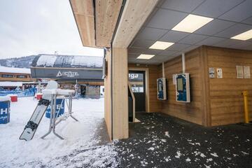 © Linga lift ticket offices - L.Meyer-Châtel