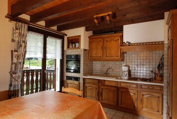 © 4-slaapkamerapp. - Le Chaudron - Crépy- Marglais Aimé