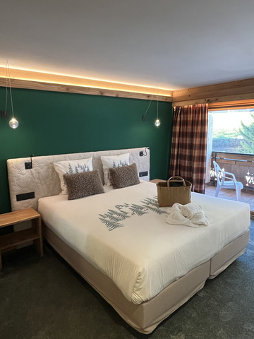 © Chambre_Hôtel Macchi_Châtel - Hôtel Macchi_Châtel