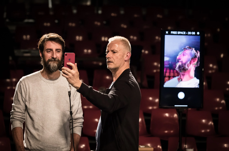 © Spectacle - Que du bonheur (avec vos capteurs) - Maison des Arts du Léman_Thollon-les-Mémises - Compagnie Le Phalène