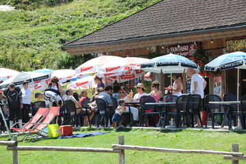 © Restaurant d'altitude Le Fantaski_Châtel - JF Vuarand