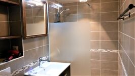 © Salle de douche - Mme Maxit Muriel