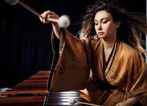 © Les Rondes de nuit à l’Abbaye | Percu’Impulse | Concert de Vassilena Serafimova, percussionniste et marimbiste_Abondance - Pôle Culturel d'Abondance