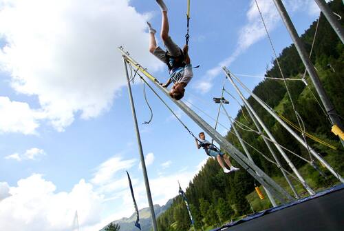 Bungee trampoline