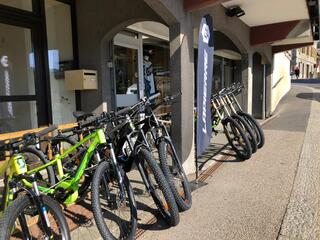 © Charles Sports -  Electric MTB rental - Charles Sports