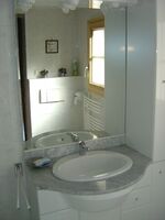 © Salle de bains - Chalet le Foehn - Pollock Clare