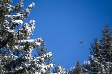 © Parapente en hiver - L.Meyer - Châtel