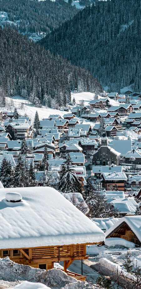 Village de Châtel en hiver
