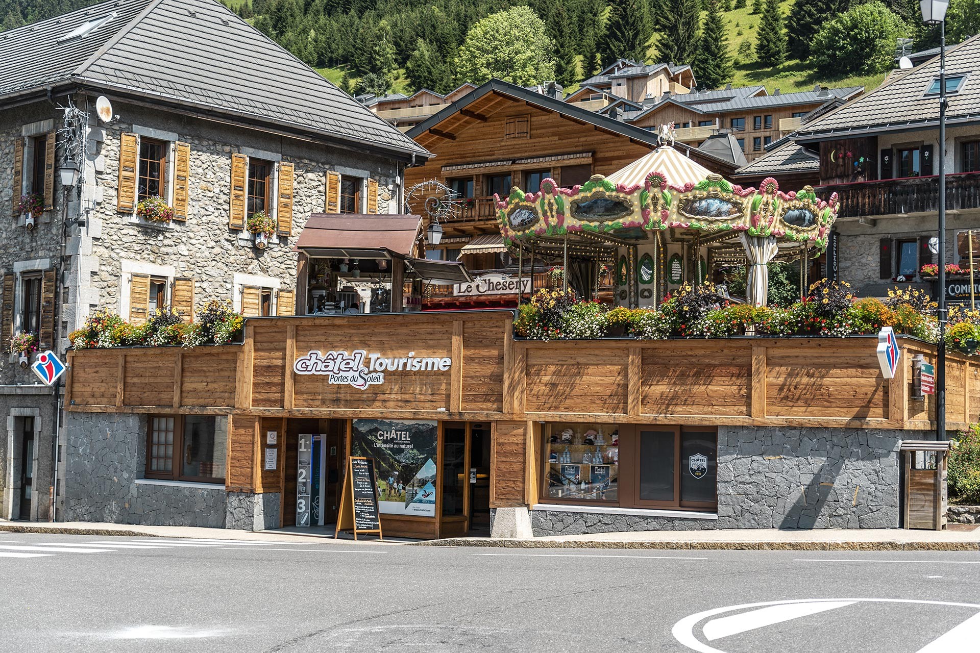 Tourist office shop