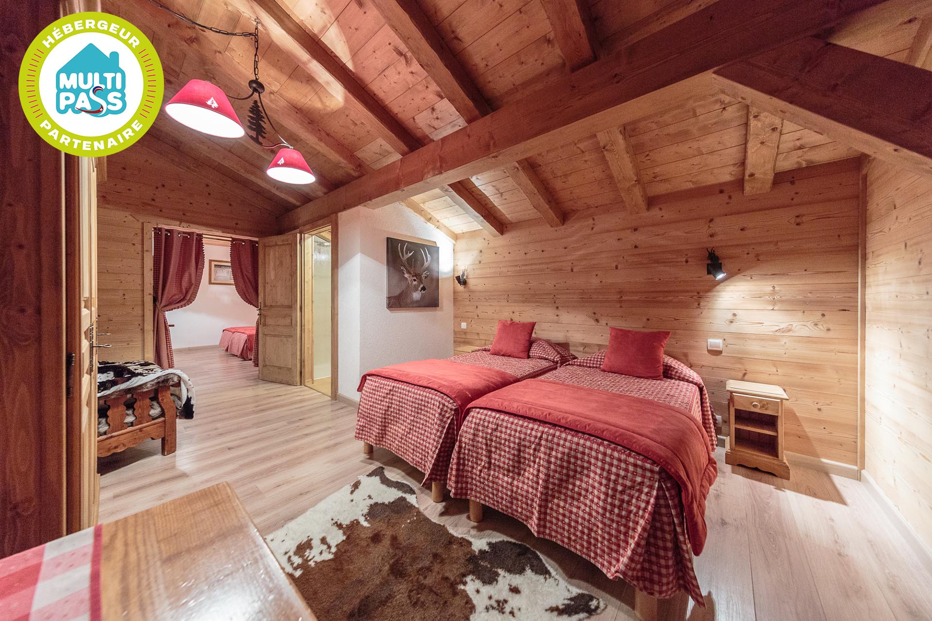 Hotels & holiday residences