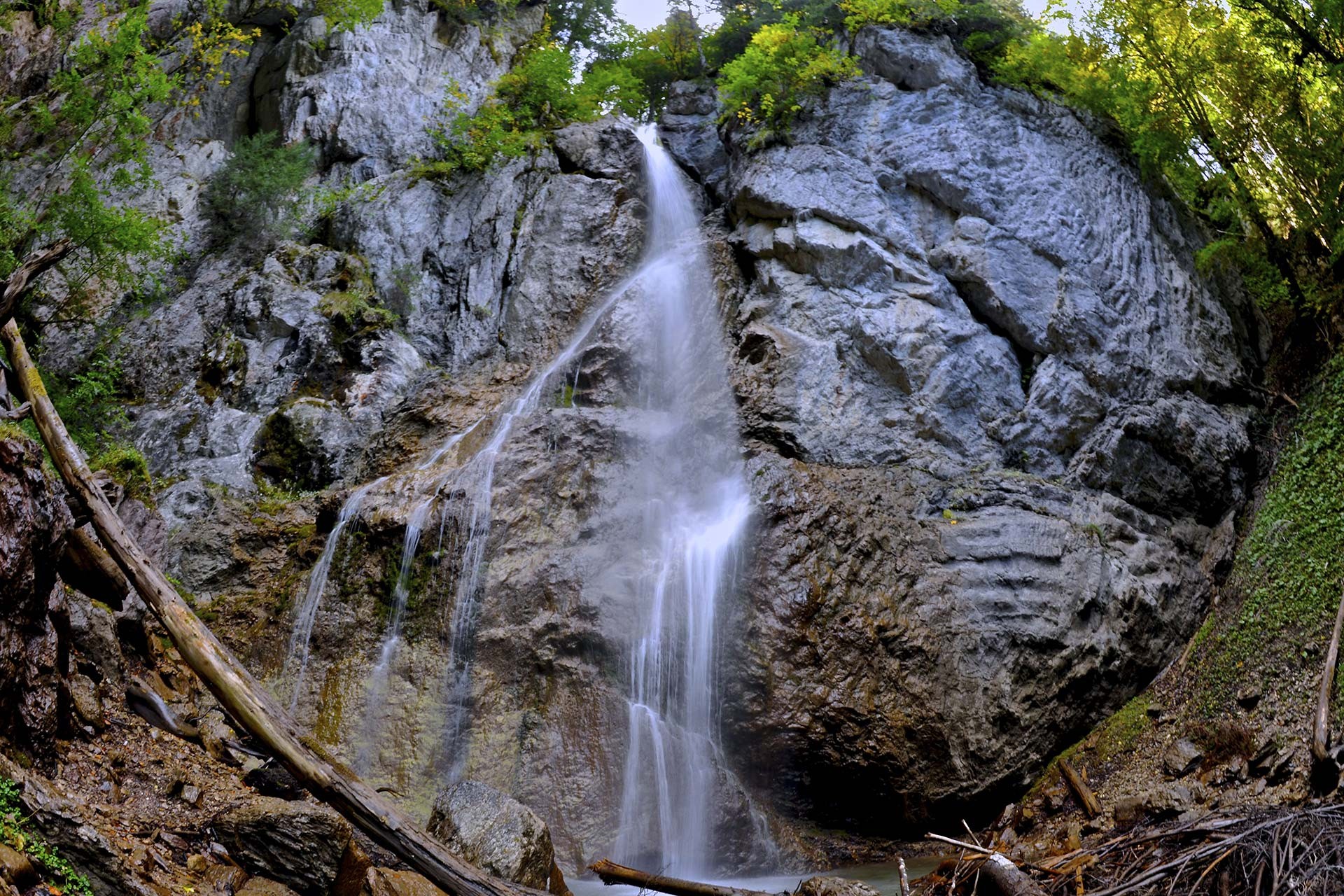 Climbing sites