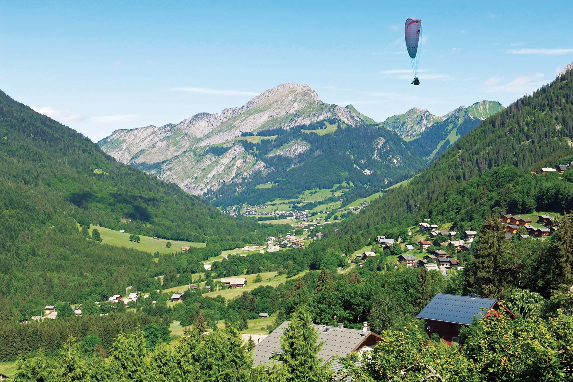 Paragliding