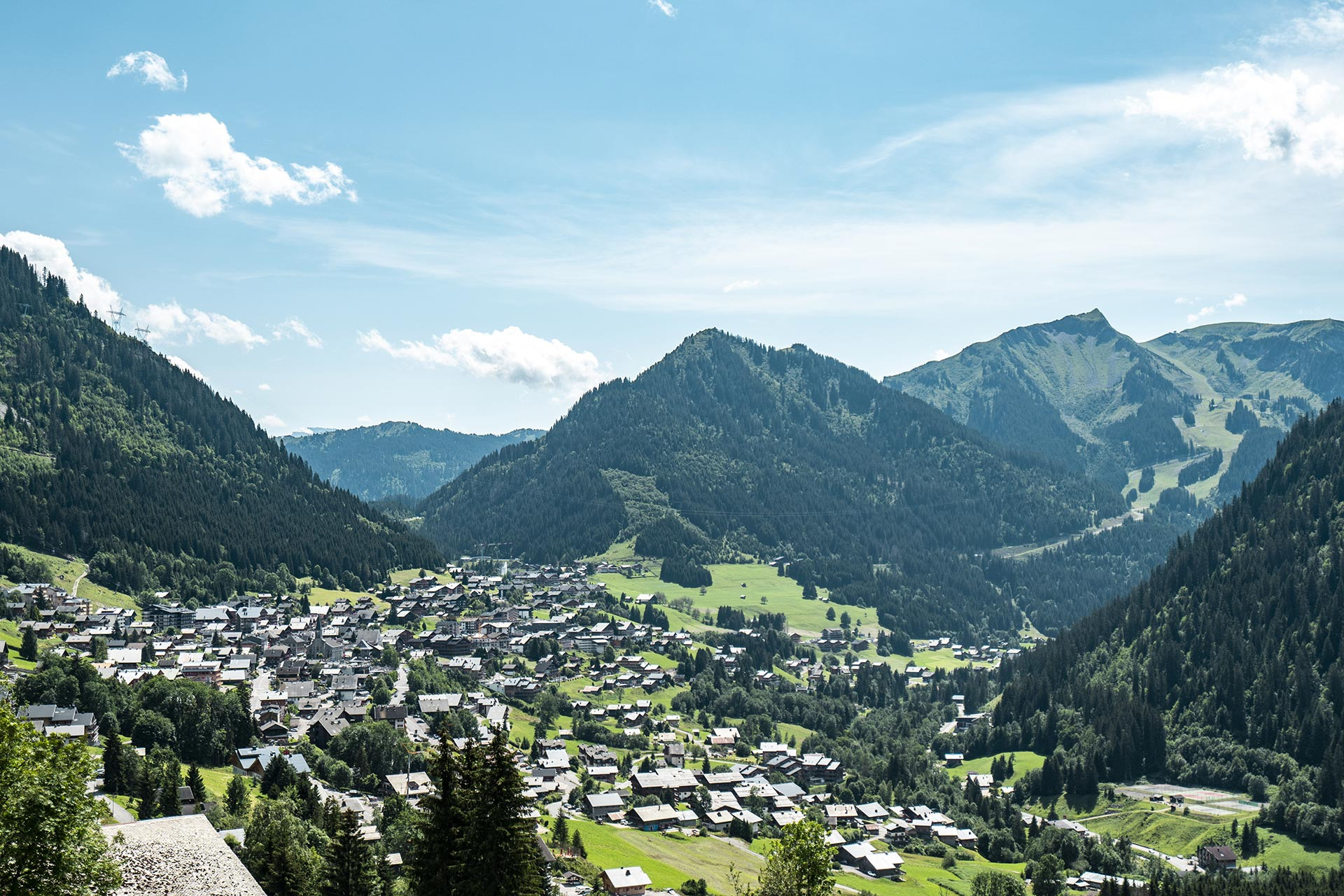 Auberges de jeunesse, Village vacances