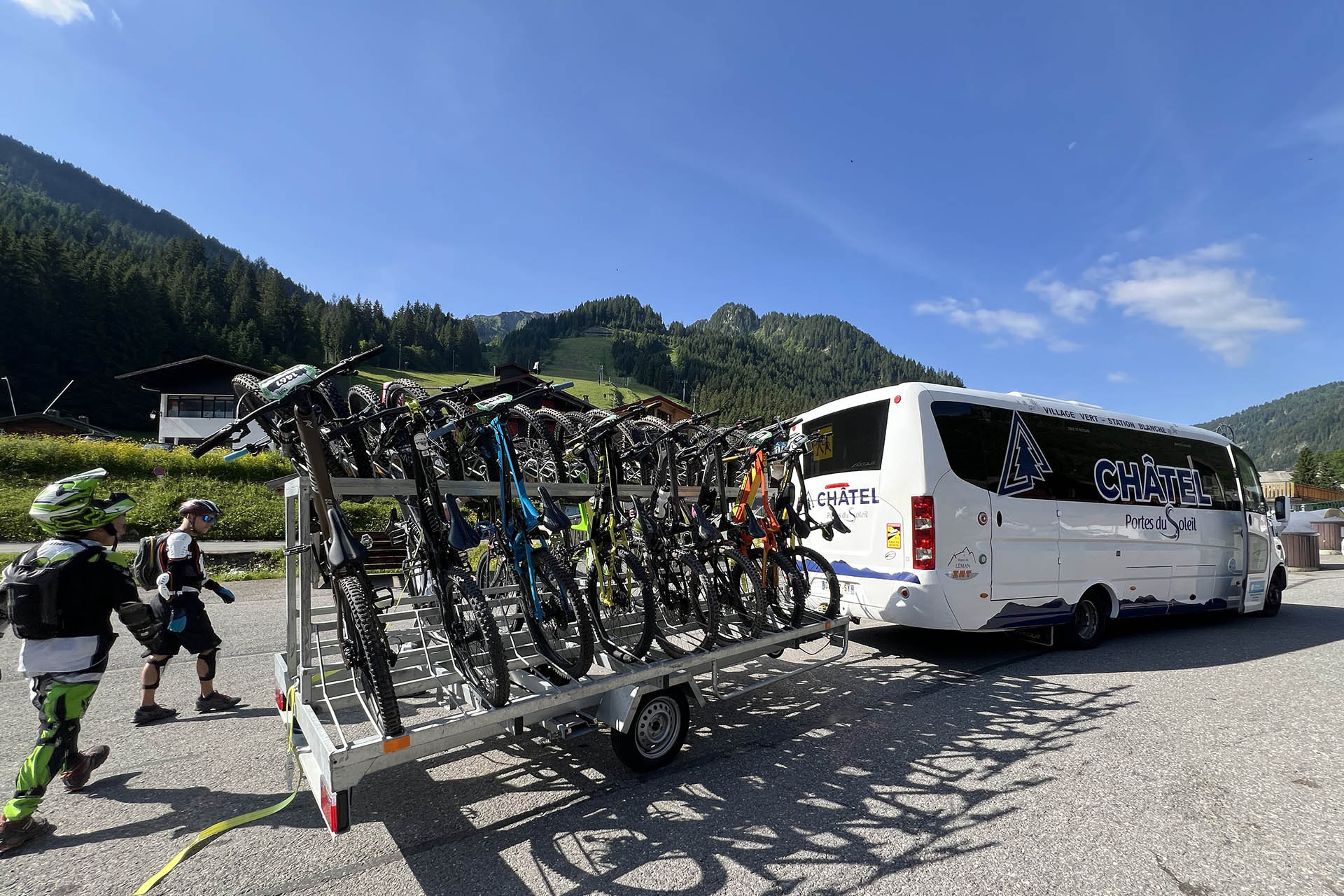 Châtel shuttles