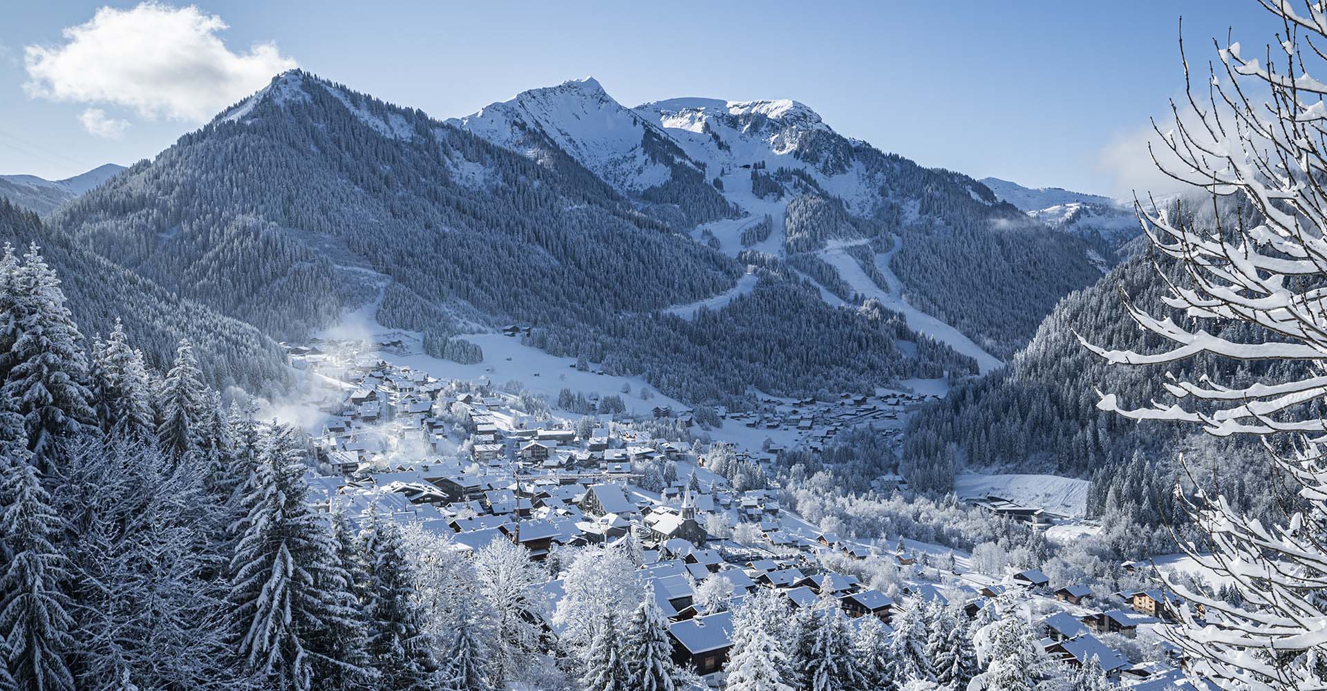 Le village de Châtel