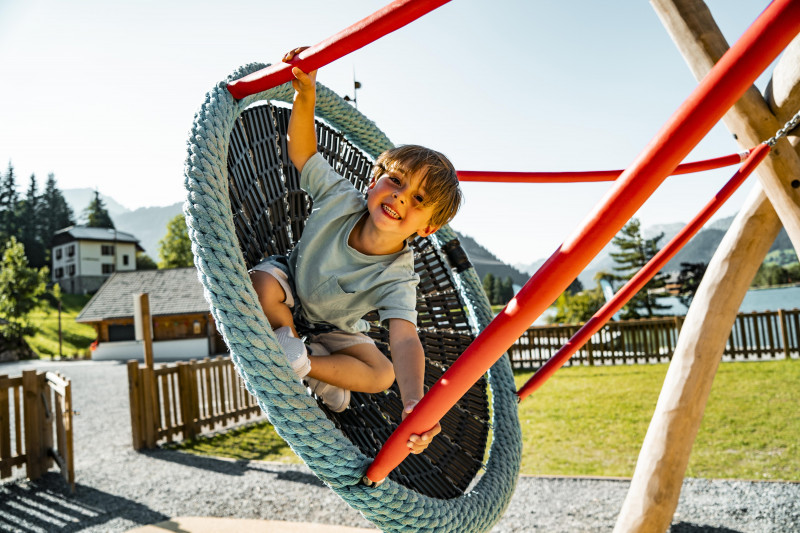 Children's playground_Châtel