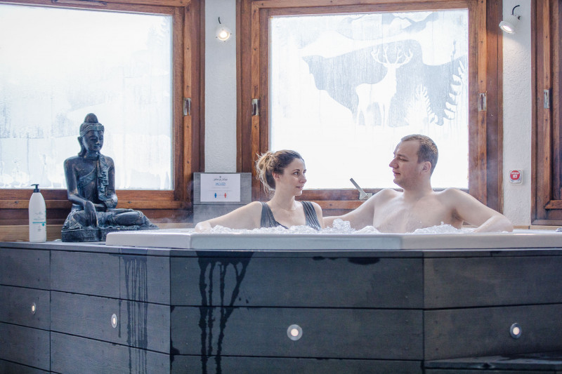 Bains à remous- Hôtel Fleur de Neige