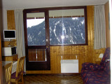 Espace séjour avec vue sur le Mont de Grange