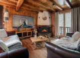 Fireplace lounge