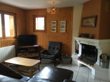 Salon avec cheminée