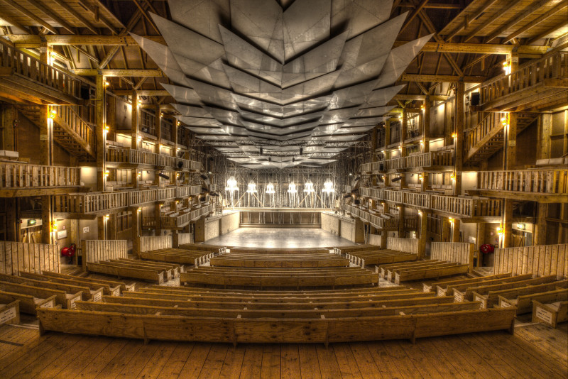 La Grange au Lac - intérieur