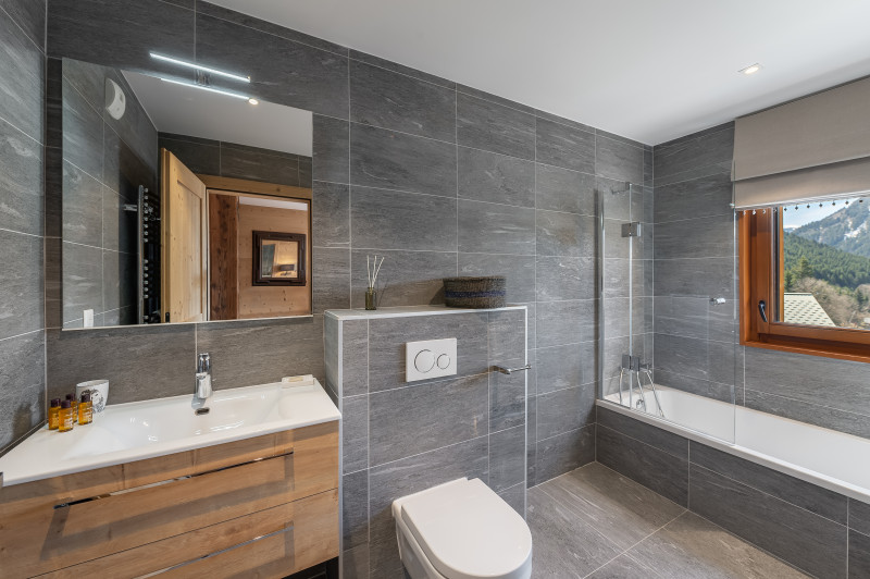 Salle de bains 5 pièces - Les Flambeaux