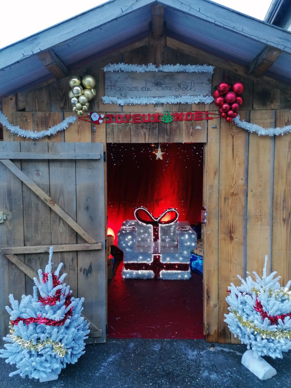Viens rendre visite au Père Noël_Châtel